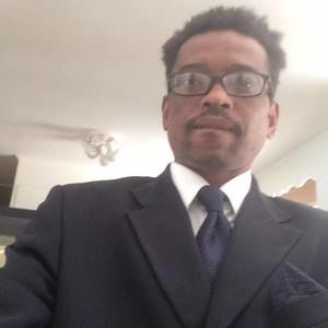 Meet your Posher, Larry love